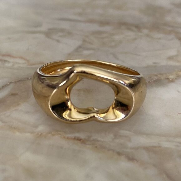 Tiffany & Co. 18K Elsa Peretti Open Heart Ring - Picture 2 of 10